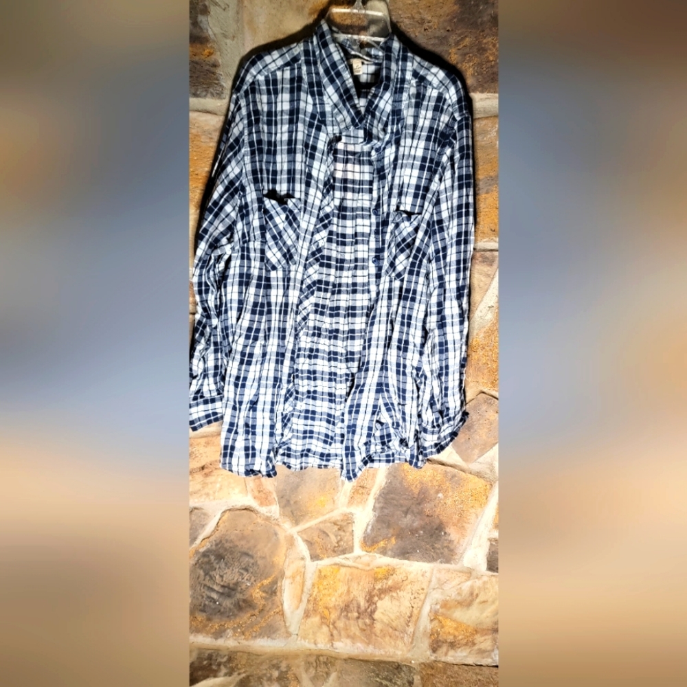 Terra&sky blue and white plaid button down